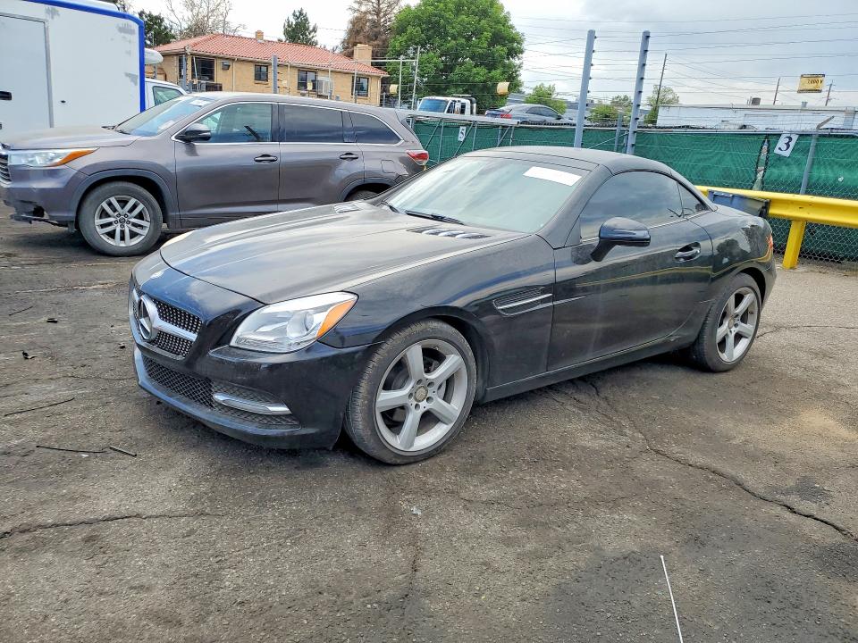 2014 Mercedes-benz Slk-klasse VIN WDDPK4HAXEF087591 COPART salvage auction — MINOR DENT/SCRATCHES, Salvage Title, sold $550 on 2026-07-28 (photo 1)