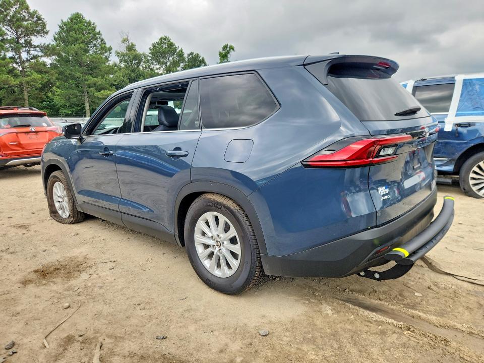 2024 Toyota Highlander VIN 5TDAAAB54RS033884 COPART salvage auction — FRONT END, AZ - CERT OF TITLE - SALVAGE, sold $7,600 on 2026-07-21 (photo 2)