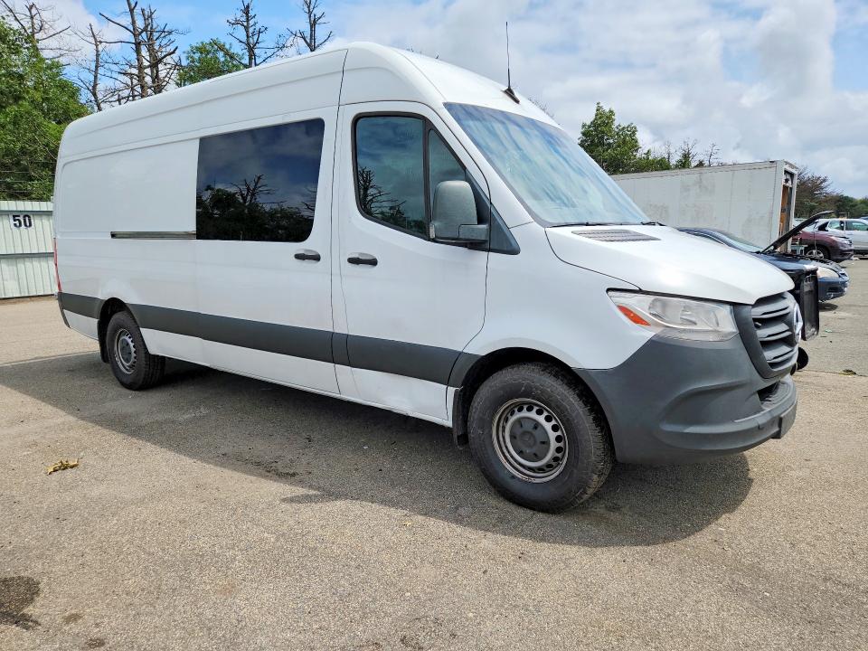 2022 Mercedes-benz Sprinter VIN W1Y4DCHY6NT084831 COPART salvage auction — MINOR DENT/SCRATCHES, Ny - Certificate Of Title, sold $5,800 on 2026-08-24 (photo 4)