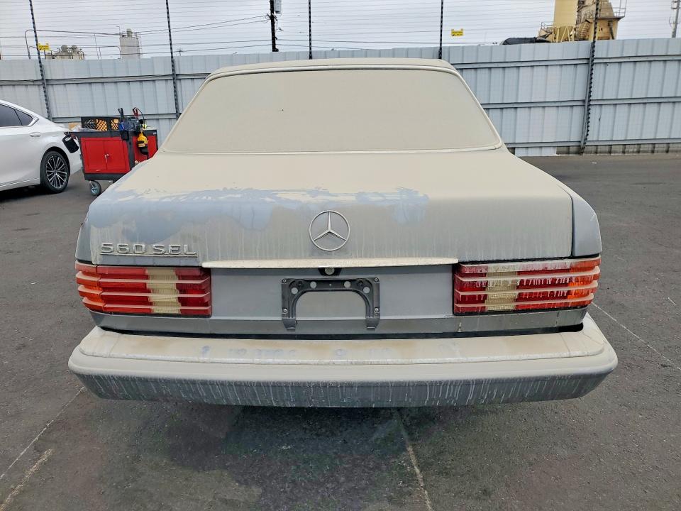 1988 Mercedes-benz 560 VIN WDBCA39D7JA398223 COPART salvage auction — REAR END, Ca - Salvage Certificate, sold $4,100 on 2026-07-13 (photo 6)