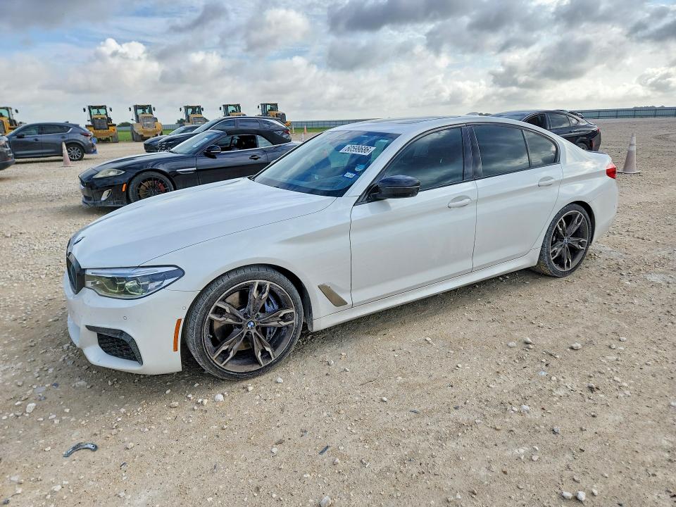 2019 BMW M5 VIN WBAJB9C52KB289039 — COPART salvage auction photo