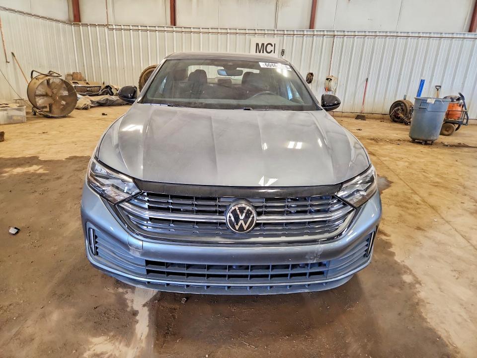 2024 Volkswagen Jetta VIN 3VWBM7BU1RM059443 COPART salvage auction — ROOF, Salvage Title, sold $10,700 on 2026-09-04 (photo 5)