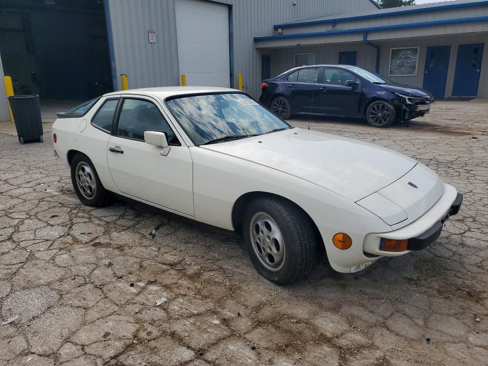 1987 Porsche 924 VIN WP0AA0924HN454157 COPART salvage auction — MECHANICAL, VA - CERTIFICATE OF TITLE, sold $1,650 on 2026-08-13 (photo 4)