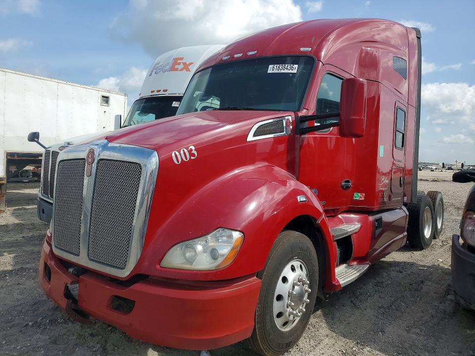 2017 Kenworth T680 VIN 1XKYDP9X5HJ150423 — COPART salvage auction photo