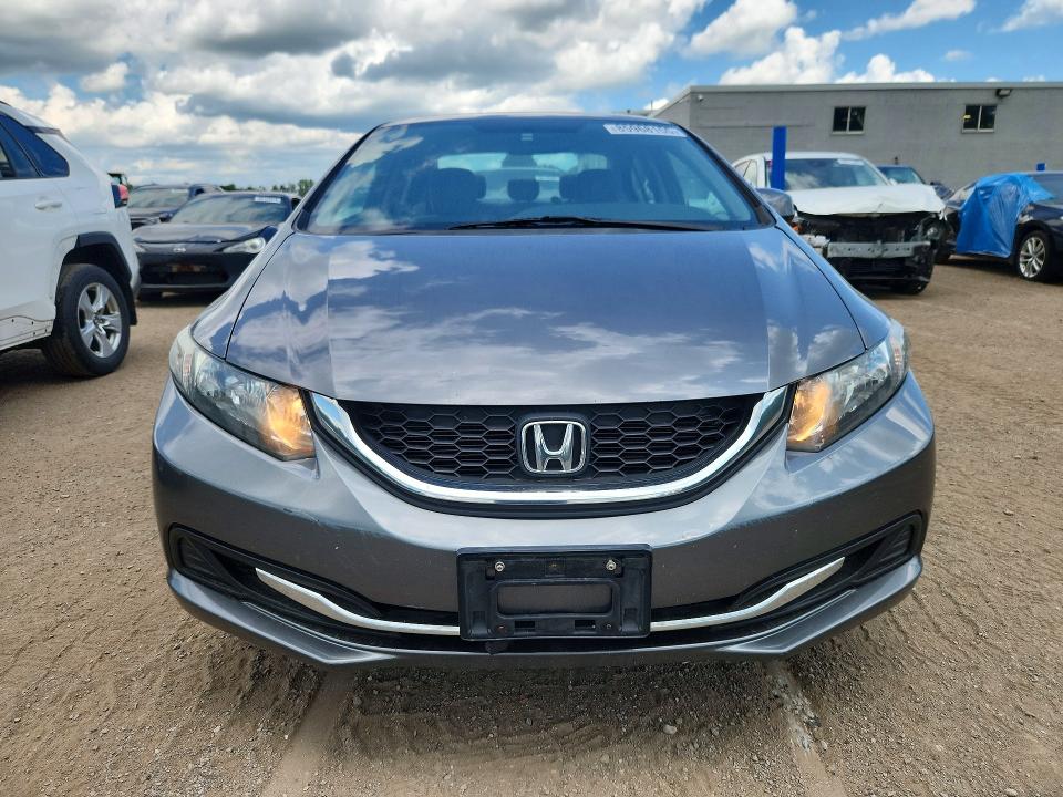 2013 Honda Civic VIN 2HGFB2F44DH105184 COPART salvage auction — SIDE, ON - PERMIT NO BRAND - UNFIT, sold $2,500 on 2026-07-28 (photo 5)