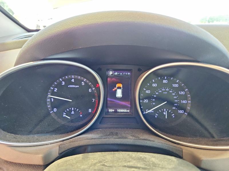 2019 Hyundai Santa fe VIN KM8SRDHF8KU300603 COPART salvage auction — MINOR DENT/SCRATCHES, In - Certificate Of Title (P), sold $6,100 on 2026-07-23 (photo 9)