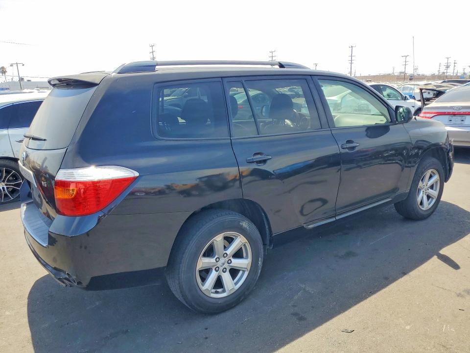 2008 Toyota Highlander VIN JTEDS41A582010187 COPART salvage auction — FRONT END, Ca - Dis/Dlr/Exp Only Clean Title, sold $625 on 2026-07-29 (photo 3)