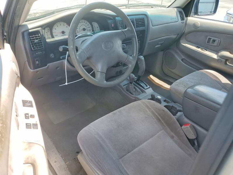 2002 Toyota Tacoma VIN 5TEWM72N02Z075171 COPART salvage auction — UNDERCARRIAGE, Nj - Certificate Of Title, sold $2,500 on 2026-07-28 (photo 8)