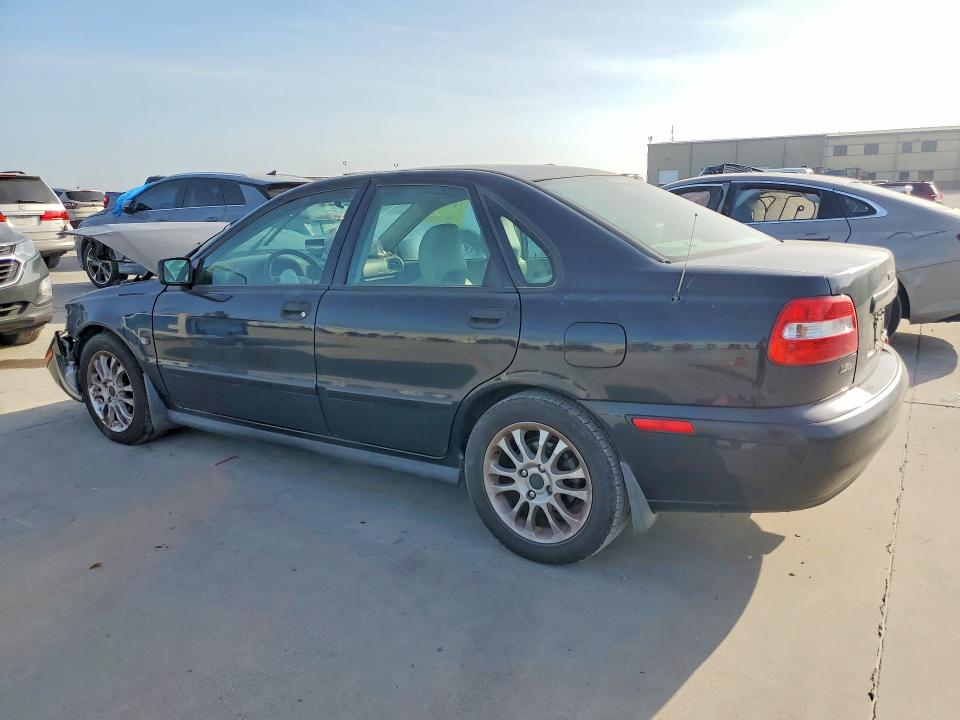 2004 Volvo S40 VIN YV1VS27514F074635 COPART salvage auction — FRONT END, Tx - Salvage Vehicle Title, sold $250 on 2026-08-10 (photo 2)