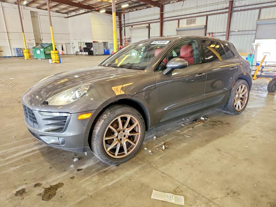 2018 Porsche Macan VIN WP1AA2A54JLB05680 COPART salvage auction — REAR END, Fl - Cert Of Title Slvg Rebuildable, sold $9,700 on 2026-08-19 (photo 1)