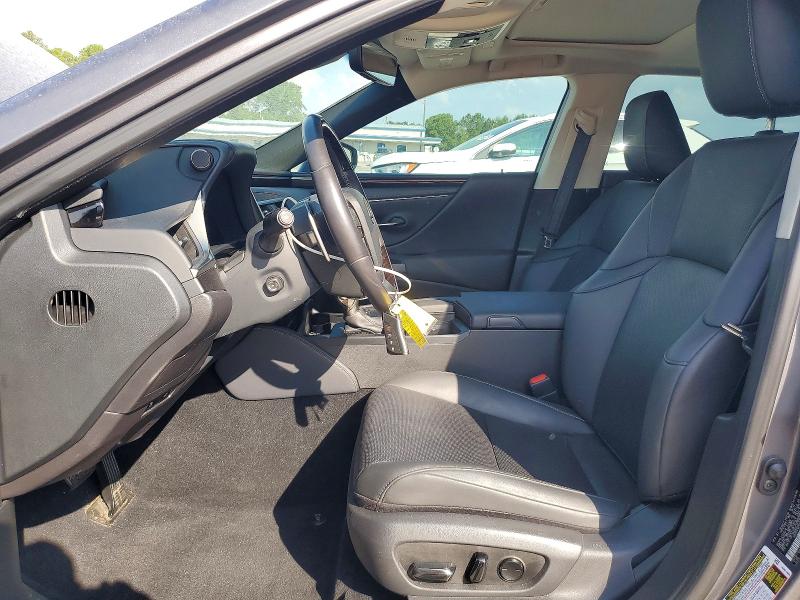 2020 Lexus VIN 58ADZ1B13LU055157 COPART salvage auction — MINOR DENT/SCRATCHES, TN - CERTIFICATE OF TITLE, sold $15,000 on 2026-07-27 (photo 7)