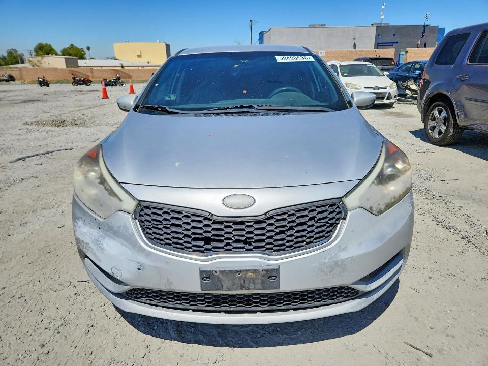 2014 Kia Forte VIN KNAFK4A64E5120020 COPART salvage auction — MECHANICAL, Ca - Dis/Dlr/Exp Only Clean Title, sold $225 on 2026-07-22 (photo 5)