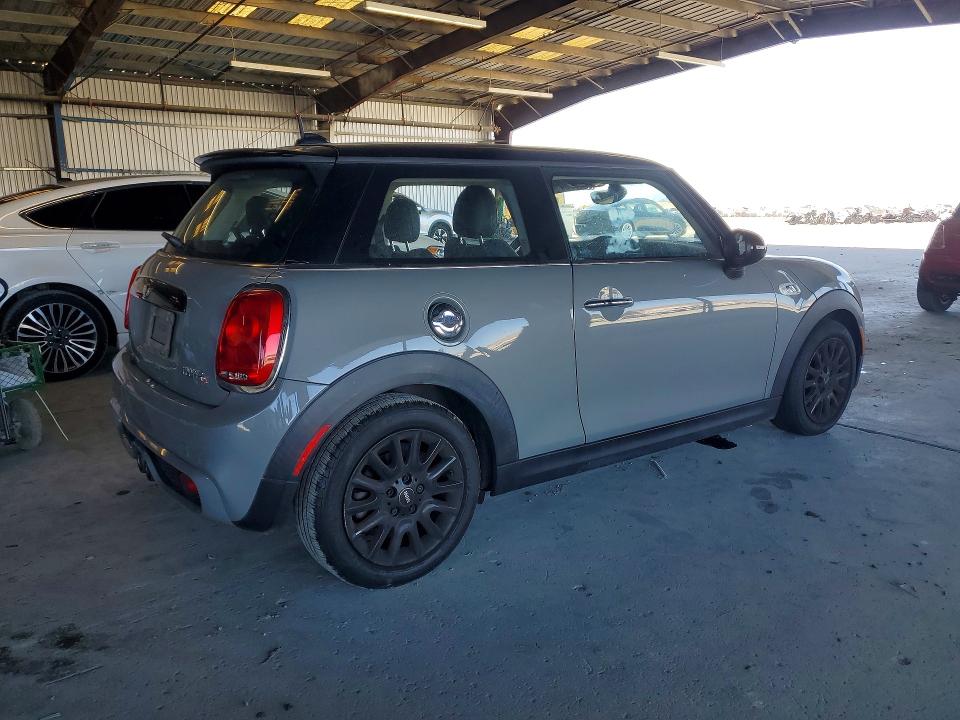 2017 Mini Cooper VIN WMWXP7C52H3B94244 COPART salvage auction — SIDE, CA - SALVAGE CERTIFICATE, sold $1,950 on 2026-07-20 (photo 3)