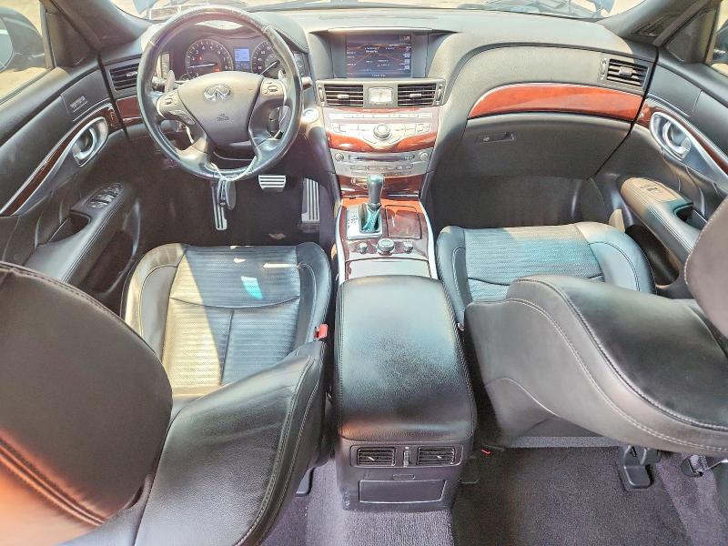 2017 Infiniti Q70 VIN JN1BY1AR8HM770135 COPART salvage auction — MINOR DENT/SCRATCHES, Pa - Reconstructed Clean, sold $4,200 on 2026-07-17 (photo 8)