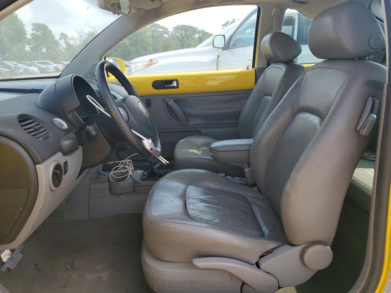 2002 Volkswagen Beetle VIN 3VWCB21CX2M450375 COPART salvage auction — NORMAL WEAR, Ia - Certificate Of Title, sold $950 on 2026-07-31 (photo 7)