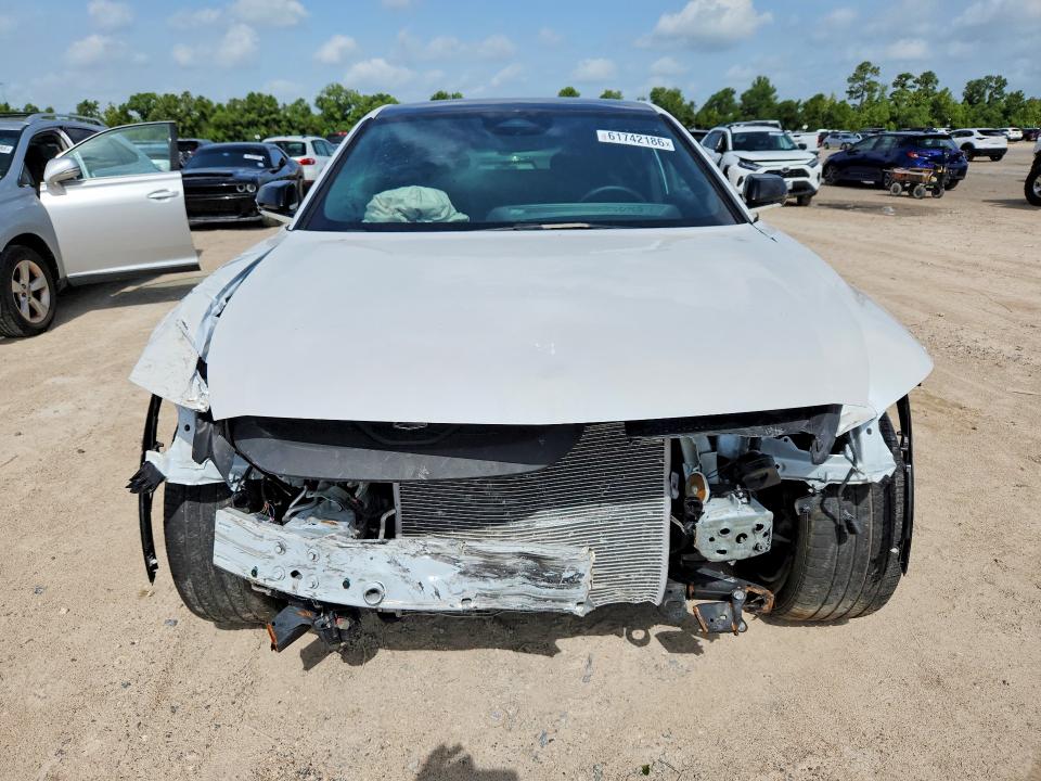 2024 Cadillac Lyriq VIN 1GYKPVRK6RZ124492 COPART salvage auction — FRONT END, Tx - Salvage W/Lemon Law Historty, sold $12,300 on 2026-07-28 (photo 5)