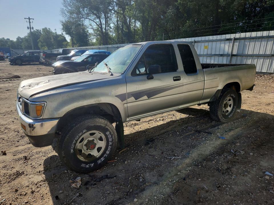 1992 Toyota Pickup VIN JT4RN13P3N6037376 COPART salvage auction — ROOF, FL - CERT OF TITLE SLVG REBUILDABLE, sold $6,000 on 2026-07-31 (photo 1)