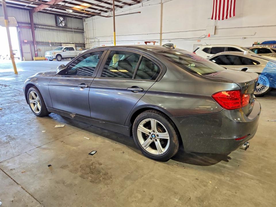 2015 BMW 3 series VIN WBA3B5C59FF961484 COPART salvage auction — ENGINE BURN, Fl - Cert Of Title Slvg Rebuildable, sold $275 on 2026-07-15 (photo 2)