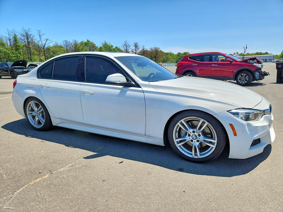 2018 BMW 3er VIN WBA8D9G57JNU71299 COPART salvage auction — FRONT END, NY - MV-907A SALVAGE CERTIFICATE, sold $450 on 2026-07-29 (photo 4)