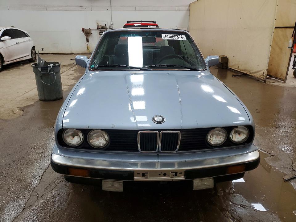 1990 BMW 3er VIN WBABB2316LEC23136 COPART salvage auction — ROOF, Mi - Certificate Of Title, sold $2,150 on 2026-08-12 (photo 5)