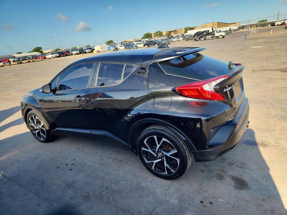 2018 Toyota C-hr VIN NMTKHMBX1JR015333 COPART salvage auction — FRONT END, Tx - Certificate Of Title (P), sold $8,100 on 2026-07-30 (photo 2)