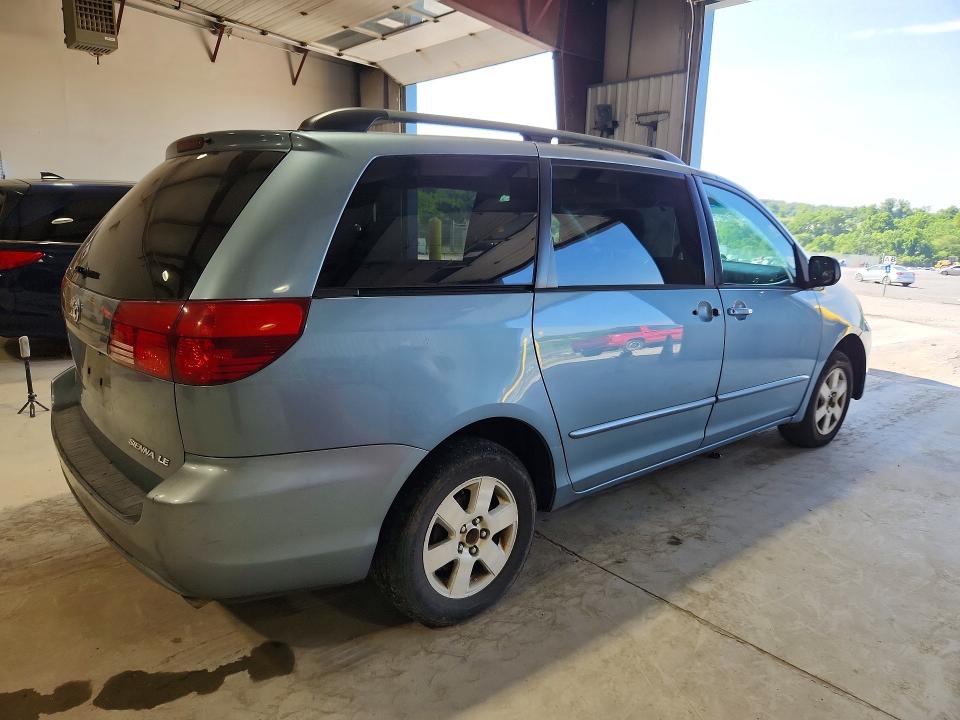2005 Toyota Sienna VIN 5TDZA23C95S278986 COPART salvage auction — REAR END, Va - Certificate Of Title, sold $1,300 on 2026-07-17 (photo 3)
