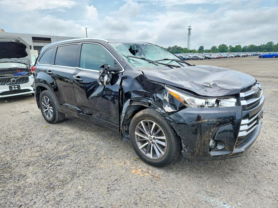 2018 Toyota Highlander VIN 5TDJZRFHXJS839776 COPART salvage auction — FRONT END, Va - Cert Of Title - Salvage, sold $9,400 on 2026-07-29 (photo 4)