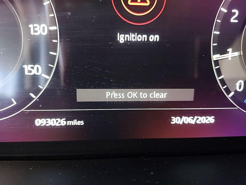 2019 Land rover RANGE ROVER VIN SALYL2EX3KA233453 COPART salvage auction — NORMAL WEAR, Va - Certificate Of Title (P), sold $10,700 on 2026-07-27 (photo 8)