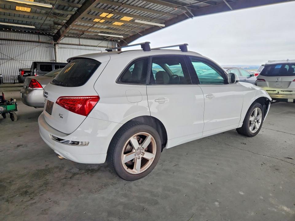 2011 Audi Q5 VIN WA1LFAFP5BA079792 COPART salvage auction — FRONT END, CA - SALVAGE CERTIFICATE, sold $550 on 2026-07-16 (photo 3)