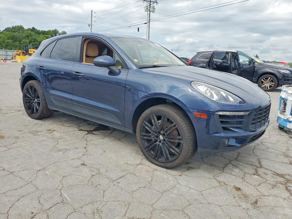 2015 Porsche Macan VIN WP1AB2A57FLB54831 COPART salvage auction — MINOR DENT/SCRATCHES, Tn - Cert Of Title-Rebuilt Vehicle, sold $2,450 on 2026-07-28 (photo 4)
