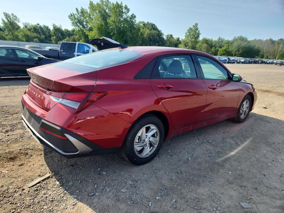 2025 Hyundai Elantra VIN KMHLL4DG3SU089105 COPART salvage auction — FRONT END, MA - CERT OF TITLE-SALVAGE (P), sold $7,300 on 2026-07-29 (photo 3)