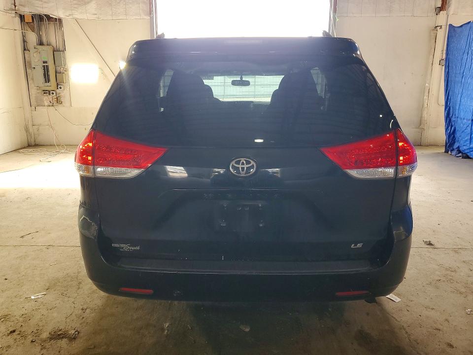 2011 Toyota Sienna VIN 5TDKK3DCXBS152568 COPART salvage auction — MINOR DENT/SCRATCHES, KY - CERTIFICATE OF TITLE, sold $1,750 on 2026-07-20 (photo 6)