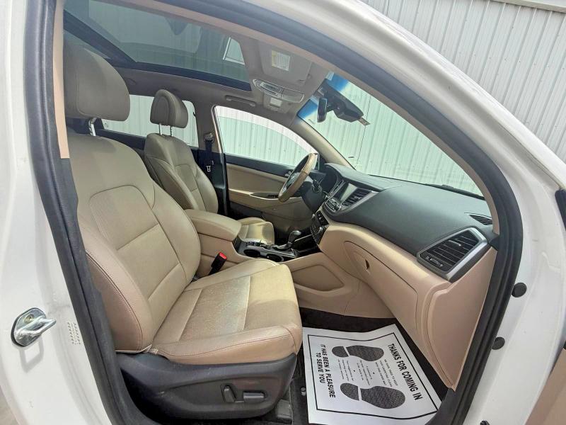 2018 Hyundai Tucson VIN KM8J33A29JU745736 COPART salvage auction — MINOR DENT/SCRATCHES, Tx - Certificate Of Title (P), sold $3,200 on 2026-07-27 (photo 5)
