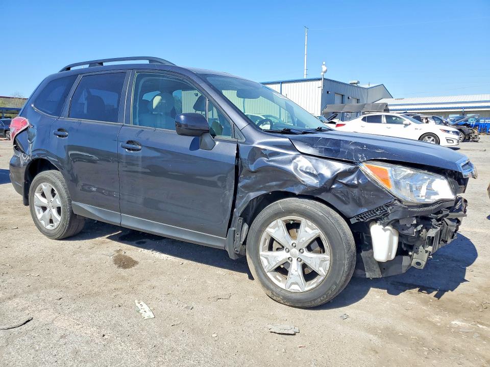 2014 Subaru Forester VIN JF2SJAGC2EH429694 COPART salvage auction — FRONT END, Salvage Title, sold $2,000 on 2026-07-16 (photo 4)