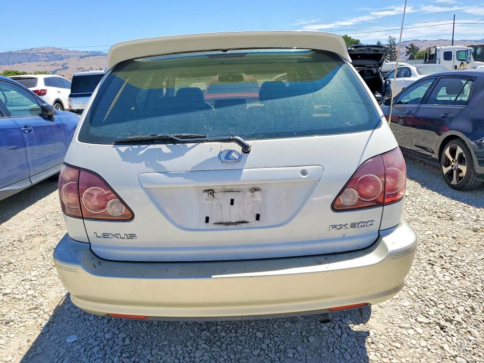 2000 Lexus Rx 300 VIN JT6HF10U9Y0097597 COPART salvage auction — MINOR DENT/SCRATCHES, CA - DIS/DLR/EXP APP FOR DUP CLEAN, sold $525 on 2026-07-21 (photo 6)