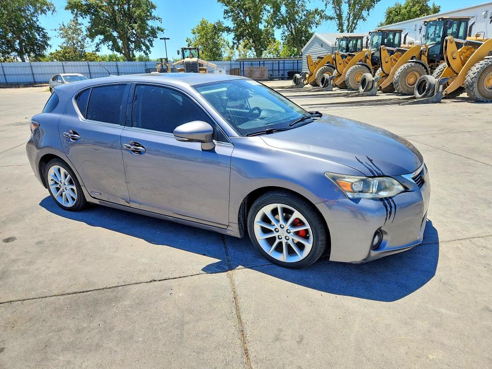 2014 Lexus Ct 200 VIN JTHKD5BHXE2196584 COPART salvage auction — FRONT END, CA - SALVAGE CERTIFICATE, sold $1,750 on 2026-07-13 (photo 4)
