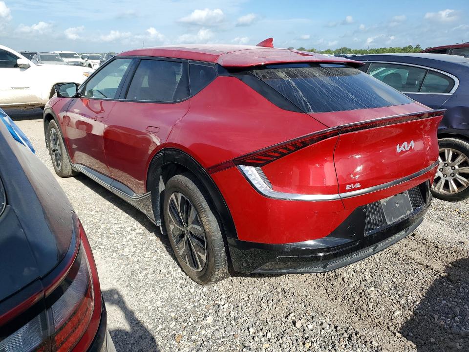 2023 Kia Ev6 VIN KNDC34LA4P5612053 COPART salvage auction — SIDE, TX - CERTIFICATE OF TITLE, sold $5,300 on 2026-07-08 (photo 2)