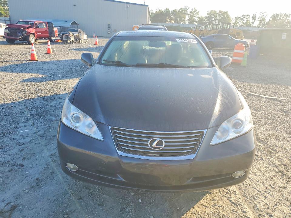 2007 Lexus Es 350 VIN JTHBJ46G172123398 COPART salvage auction — MINOR DENT/SCRATCHES, SC - CERTIFICATE OF TITLE, sold $600 on 2026-07-27 (photo 5)