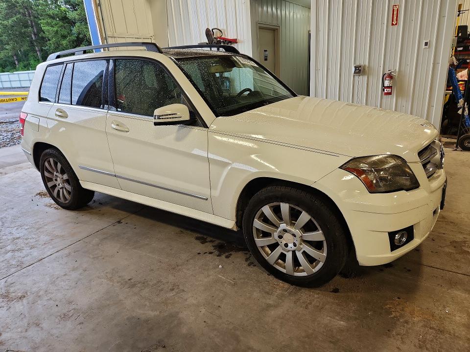 2011 Mercedes-benz Glk-klasse VIN WDCGG8HB5BF602210 COPART salvage auction — REAR END, Mn - Cert Of Title-Prior Salvage, sold $1,200 on 2026-08-11 (photo 4)