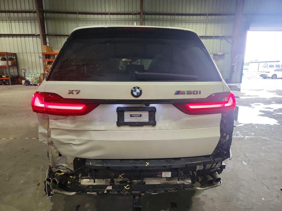 2022 BMW X7 VIN 5UXCX6C02N9J96015 COPART salvage auction — REAR END, Fl - Cert Of Title Slvg Rebuildable, sold $25,500 on 2026-07-27 (photo 6)