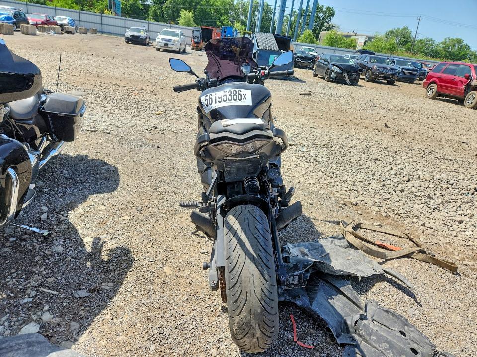 2015 Kawasaki Zx1000 VIN JKAZXCM19FA005315 COPART salvage auction — MINOR DENT/SCRATCHES, Va - Certificate Of Title, sold $6,200 on 2026-07-29 (photo 4)