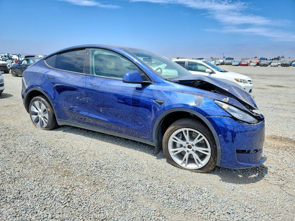 2022 Tesla Model y VIN 7SAYGDEE3NA006734 COPART salvage auction — FRONT END, Ca - Salvage Certificate, sold $5,200 on 2026-07-28 (photo 4)