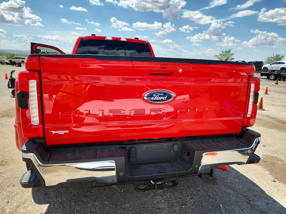 2024 Ford F350 VIN 1FT8W3DM4REE14740 COPART salvage auction — MINOR DENT/SCRATCHES, VA - CERTIFICATE OF TITLE, sold $50,500 on 2026-07-27 (photo 6)