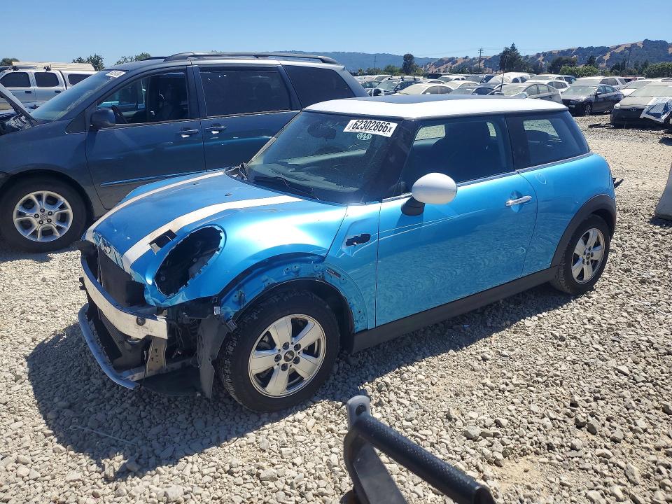 2015 Mini Cooper VIN WMWXM5C58FT942051 COPART salvage auction — FRONT END, Ca - Salvage Certificate, sold $1,800 on 2026-08-18 (photo 1)