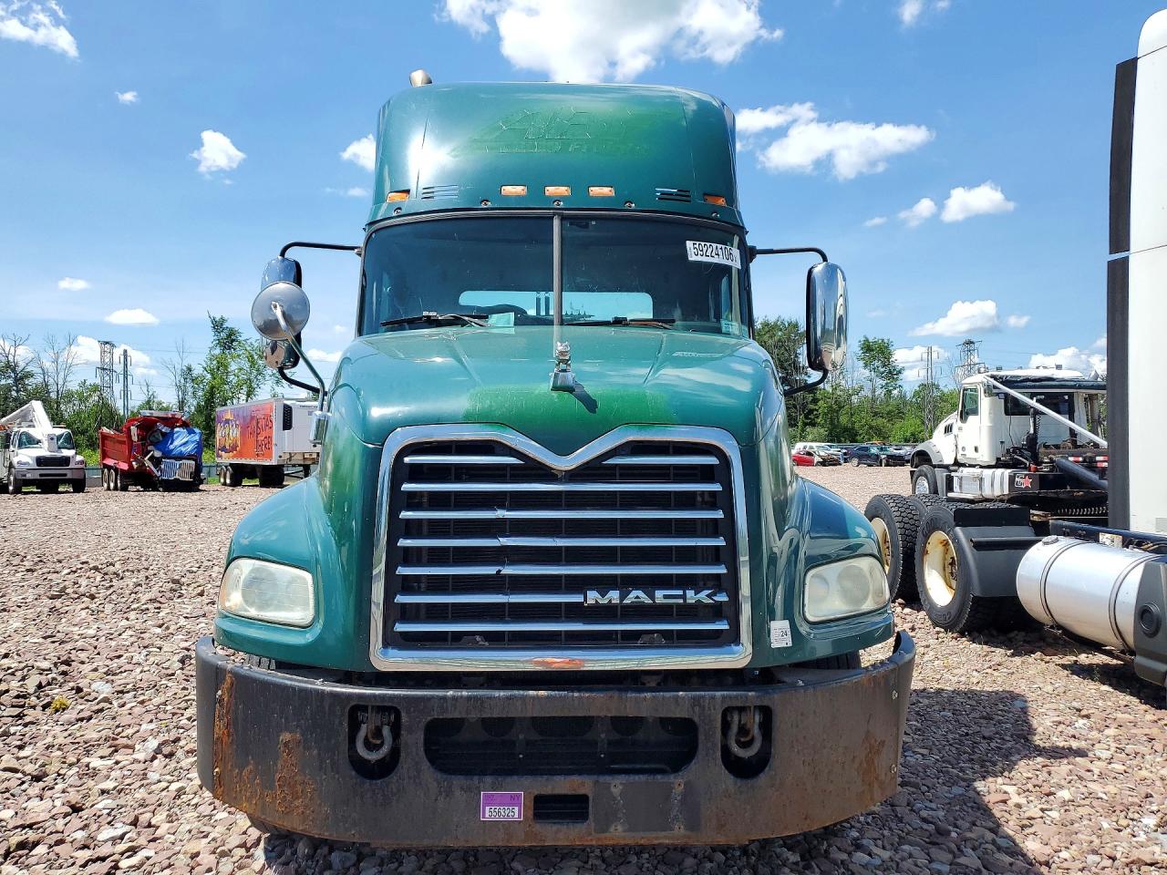 2017 Mack All other VIN 1M1AW01X3HM009455 COPART salvage auction — Normal Wear, NY - CERTIFICATE OF TITLE (P), sold $700 on 2026-09-04 (photo 5)