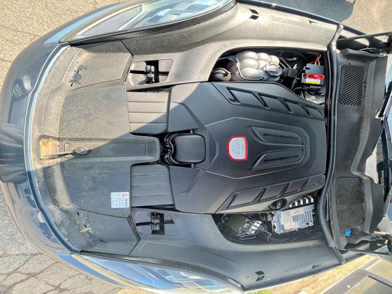 2020 Porsche Cayenne VIN WP1AF2AY7LDA39117 COPART salvage auction — MINOR DENT/SCRATCHES, Al - Certificate Of Title (P), sold $35,000 on 2026-07-30 (photo 8)
