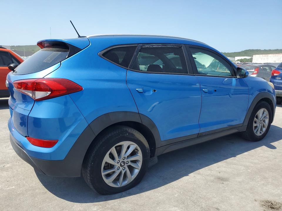 2016 Hyundai Tucson VIN KM8J33A45GU096432 COPART salvage auction — MINOR DENT/SCRATCHES, OK - CERT OF TITLE-REPOSSESSION (P), sold $700 on 2026-07-29 (photo 3)
