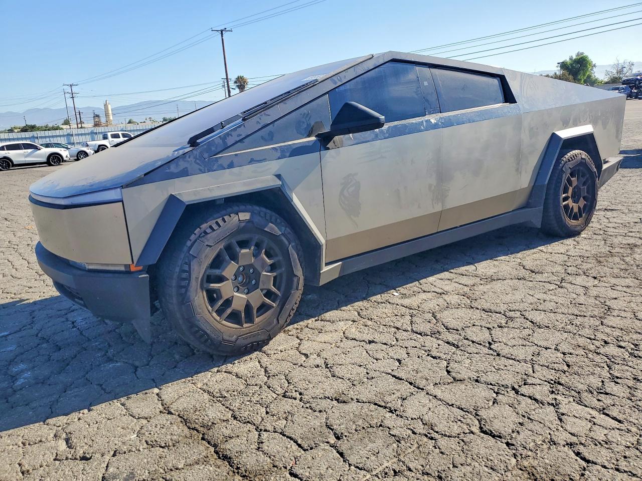 2024 Tesla Cybertruck VIN 7G2CEHED6RA021212 — COPART salvage auction photo