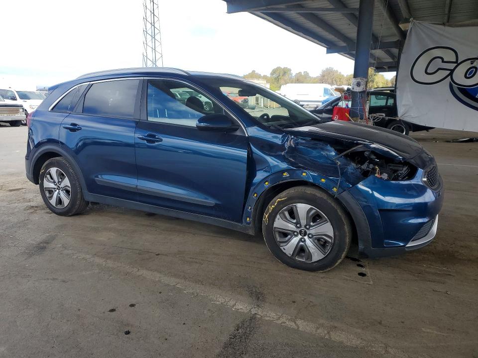 2019 Kia Niro VIN KNDCB3LC9K5252110 COPART salvage auction — FRONT END, Salvage Title, sold $2,900 on 2026-09-03 (photo 4)