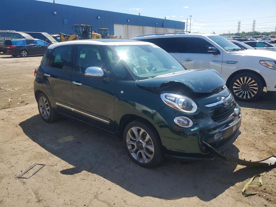 2014 Fiat 500 VIN ZFBCFACH1EZ009010 COPART salvage auction — FRONT END, Salvage Title, sold $400 on 2026-08-07 (photo 4)